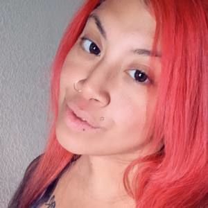 Meet your Posher, Angie